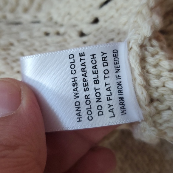 Gilli Cream Knit Women's Tank Top - Picture 6 of 7